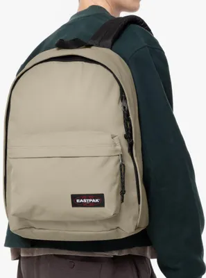 Produktbild von EASTPAK OUT OF OFFICE Beige