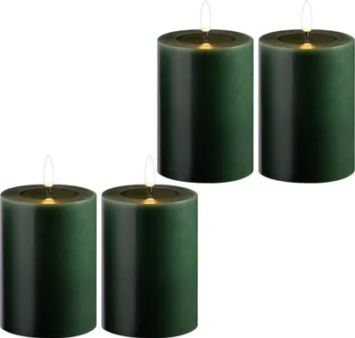 Produktbild von 4 Set LED Stumpenkerze mit Timer 6 Stunden grün Echtwachs LED warmweiß 10cm ø 7,5cm Höhe - 2 AA Batterien nötig LED Echtwachskerze mit Flackereffekt flammenlose Stumpenkerze LED Kerze schmal