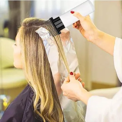 Produktbild von Applikatorflasche mit Wurzelkamm und Kopfhautmassagefunktion für Haaröl und Haarfärbemittel