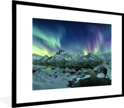 Produktbild von MuchoWow® MuchoWow® Gerahmtes Poster Meer - Eis - Nordlicht - Winter - Natur 80x60 cm - Poster mit zchwarzem Bilderrahmen - Schlafzimmer-Dekorationen - Fotoposter