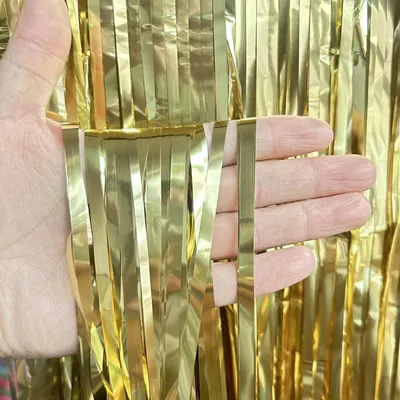Produktbild von Lametta-Vorhang - Fransen-Vorhang aus Metallfolie - Fotohintergrund - 1 m Fallhöhe x 1 m Breite - Hellgold - Jubiläum