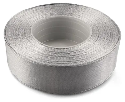 Productafbeelding van Satinband Hellsilber 25 mm x 32 m voor Decoratie en Cadeaus