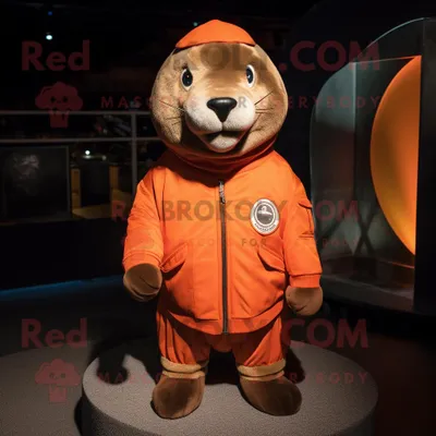 Productafbeelding van Oranje zeeleeuw mascotte REDBROKOLY kostuum karakter gekleed met een bomberjack en manchetknopen