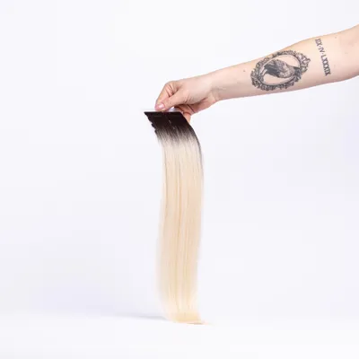 Image de Extensions adhésives invisibles en cheveux naturels 40 cm 25 g – Extension de cheveux cendré/platine