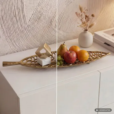 Immagine prodotto di WOHNLING: Ciotola decorativa a forma di foglia, alluminio dorato, diametro 63 cm. Elemento decorativo per la tavola, design a foglia, metallo con piedi, alluminio. Accessorio per la casa, ciotola in metallo, ciotola in alluminio, realizzata a mano, Immagine generata dall'IA