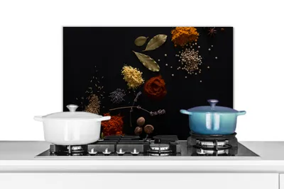Obrázok produktu pre MuchoWow® Splashback Kuchyňa - Kuchynský backsplash - Ochrana steny pre sporák a drez Bylinky - Čierne - Korenie - Kuchyňa - Varenie 60x40cm