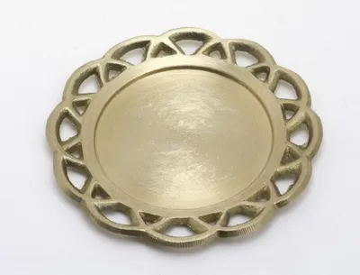 Produktbild von Kerzenteller, Dekoteller Waffelrand Messing Gold matt satiniert (Innen Ø 6,5 cm, Außen Ø 11 cm)