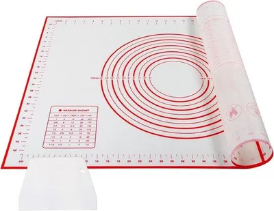 Produktbild von Famanu Backmatte Silikon 70 × 50 cm - wiederverwendbar, antihaftbeschichtet, BPA-frei, rot