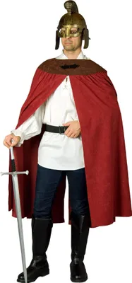 Mann im Sankt Martin Kostüm mit teilbarem Umhang. Er trägt einen Helm und Schwert von Vorne.