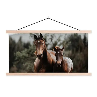 Produktbild von MuchoWow® Textilposter Pferde - Wald - Berge 60x30 cm mit holzfarbenen Rahmen - Dekoration