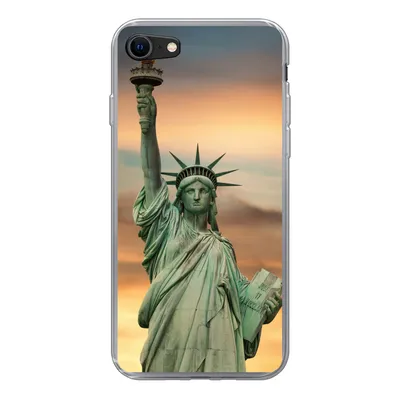 Produktbild von MuchoWow® Handyhülle Schutzhülle Hülle für iPhone SE 2022 New York - Freiheitsstatue - Sonnenuntergang Silikon Softcase Handy Hülle - Schutzhülle