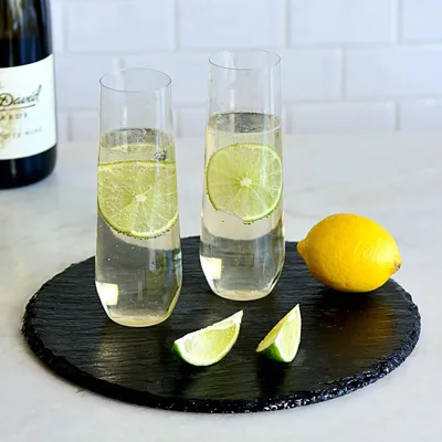 Produktbild von Unzerbrechliches Champagnerglas - 15er Pack 275ML - Recycelbare Plastikbecher - Champagner Plastikbecher - Stiel - 9 Oz - Flötenbecher