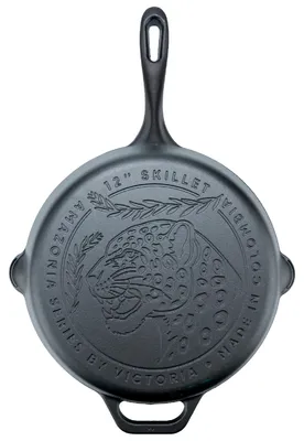 Produktbild von Victoria 39653 Gusseisenpfanne Induction 30cm für Feuer, Grill Cast Iron Skillet ohne PTFE Schwarz