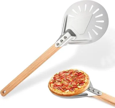 Imagen del producto de Pala para pizza, aluminio con mango de madera - 18 cm (7 pulgadas)