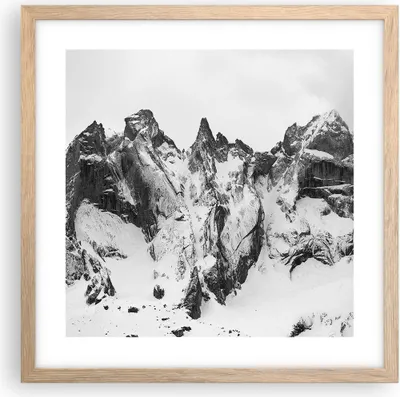 Produktbild von Gerahmtes Poster - Rahmen in heller Eiche - Alpen Schnee Monochrom - 40x40 cm - Wand Bild - Wanddeko - Wandbilder - Kunstposter - Wandposter - Bilderrahmen - Bilder - Kunstdruck - P2NAC40x40-4405