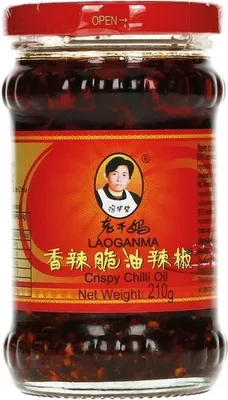 Produktbild von LAO GAN MA Knusprige Chili in Öl 210g | Crispy Chili in Oil | Chiliöl mit Röstzwiebeln