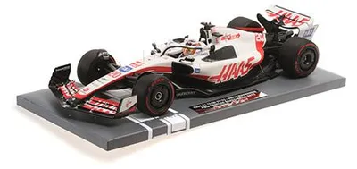 Immagine prodotto di Haas F1 Team VF-22 #20 Pole Position GP del Brasile 2022 - 1:18 - Minichamps