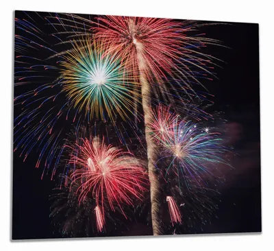 Produktbild von Wallario Herdabdeckplatte aus Glas, Größe 60 x 52 cm 1-teilig, Motiv Feuerwerk bei Nacht