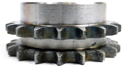 Image de Pignon 08B, 19 dents, avec moyeu, trempé, P : 12,7, 1/2″, à deux rangées