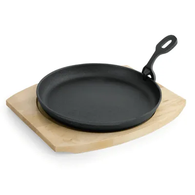 Produktbild von Servierpfanne mit Holzuntersetzer, Gusseisen unbeschichtet, Ø 22 cm