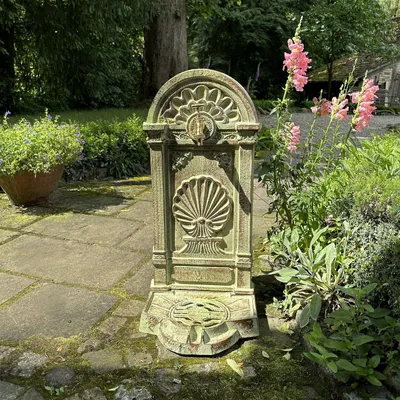 Produktbild von Nostalgie Gartenbrunnen - Brunnen mit Wasserhahn - Stehbrunnen im Landhausstil