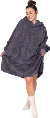 Produktbild von Famanu Decken-Hoodie mit Ärmeln und Kapuze - Tragbare Kuscheldecke für Extra Wärme (L - XL, Anthrazit)