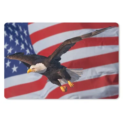 Produktbild von MuchoWow® Schreibtischunterlage Amerikanischer Weißkopfseeadler vor der amerikanischen Flagge 60x40 cm - XXL Mauspad - Großes Mauspad