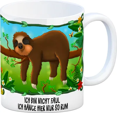 Produktbild von Kaffeebecher mit Faultier auf Baum Motiv und Spruch: Ich bin nicht faul ich