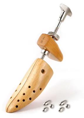 Image de Étireurs de chaussures en bois, réglables en largeur et en longueur, taille homme moyenne (UK 8-10), pour hommes