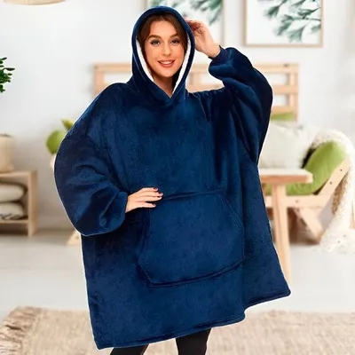 Produktbild von Pullover und Decke in einem | HOODZIE Blau
