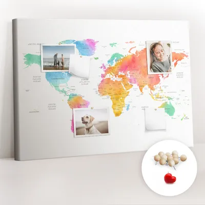 Obrázek produktu pro Korková nástěnka s kolíčky - Tabule s kolíky pro fotografie a poznámky - 100x70 cm - Připínáčky dřevěné 100 kusů - Akvarelová mapa světa