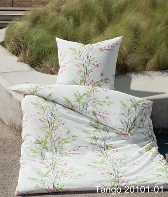 Produktbild von Janine Design Mako-Soft-Seersucker Bettwäsche-Garnitur TANGO 20101 Farbe korallrosa Größe 155x200 + 80x80 cm