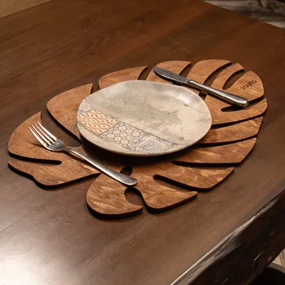Produktbild von Hermia Concept, Monstera - Walnut, Sonstiges Tischzubehör, Nussbaum, 100 % HOLZ, 33 x 45 cm