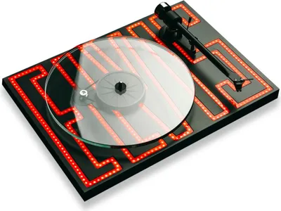 Produktbild von Pro-Ject Elvis, Audio-Plattenspieler mit Riemenantrieb, Manuell, Schwarz, Rot, Edelstahl, Glas, 33 1/3 RPM
