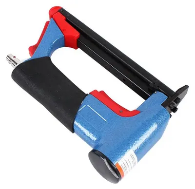 Image de Pistolet à clouer pneumatique, construction durable, performance efficace, bleu