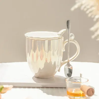 Produktbild von Keramiktasse, Frühstückstasse, Kaffeetasse, Tasse mit Deckel und Löffel, Trinkbecher, Wasserbecher, Weiß 420ml /CZBKJBB/