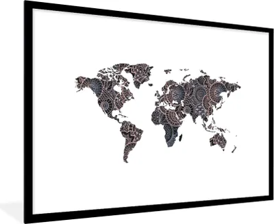 Produktbild von MuchoWow® Gerahmtes Poster Weltkarte - Schwarz - Mandela - Kind - Junge - Mädchen 90x60 cm - Poster mit Schwarzem Bilderrahmen Wandposter Rahmen Foto Bilder - Wanddekoration - Fotos