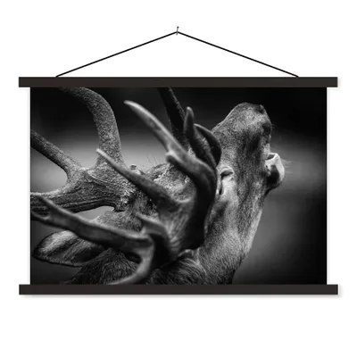 Produktbild von MuchoWow® Textilposter Geweih - Hirsch - Schwarz 60x40 cm mit schwarzem Rahmen - Hölzernes