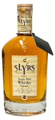 Obrázek produktu pro Slyrs Single Malt Whisky Classic v dárkovém balení z Německa | 43 % obj. | 0,7 l