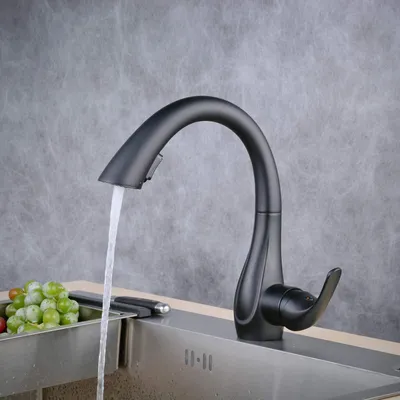 Zdjęcie produktu dla Bateria kuchenna z wyciąganą wylewką, mosiężna, z ceramiczną głowicą, obrotowa o 360°, jednouchwytowa, czarna