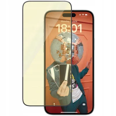 Produktbild von PanzerGlass iPhone 15 Plus UWF Eyecare Applicator