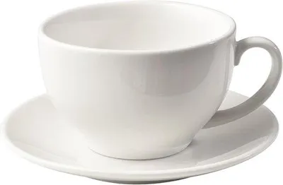 Immagine prodotto di Tazza in porcellana con piattino - Bianco elegante - 220 ml