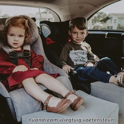 Image de Repose-pieds gonflable - Réglable en 3 hauteurs - Vinyle floqué - Avion, voiture et maison