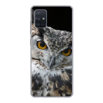 Produktbild von MuchoWow® Handyhülle Schutzhülle Hülle für Samsung Galaxy A71 Porträt einer braunen Eule auf schwarzem Hintergrund Silikon Softcase Handy Hülle - Kartenbesitzer