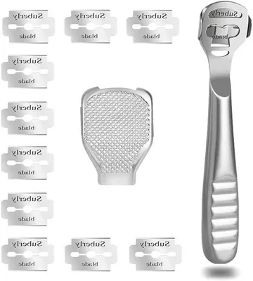 Produktbild von Famanu Fußschaber - Fußpflege-Set - Edelstahl Professioneller Fußschaber mit 10 Ersatzklingen