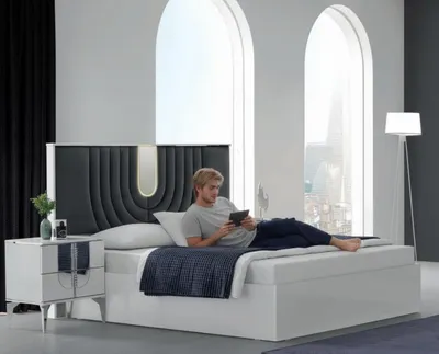 Image de Table de chevet compacte avec un espace de rangement pratique