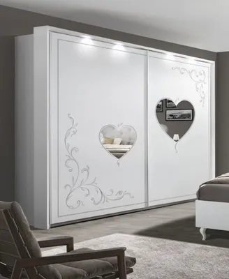 Produktbild von Kleiderschrank "Salvina" in Weiss Melamin mit Siebdruck und Spiegel mit 2 Türen und 2 Einlegeböden. Abmessungen (BxHxT) 243x230x57 cm