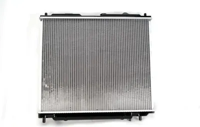 Produktbild von THERMOTEC D75003TT Kühler Wasserkühler Motorkühler für MITSUBISHI PAJERO II (V3W, V2W, V4W)