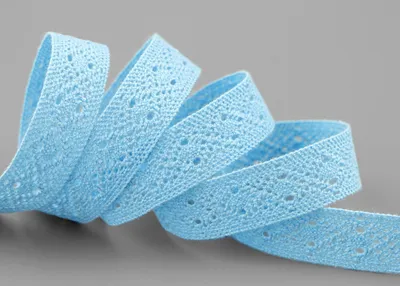 Productafbeelding van Omgoods - Florence Kanten Lint Lichtblauw 15m x 15mm van 100% Katoen
