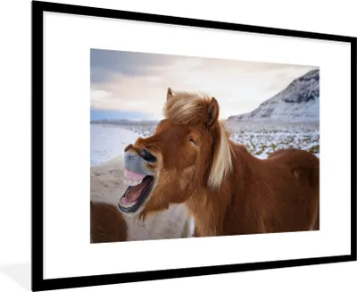 Produktbild von MuchoWow® Gerahmtes Poster Pferd - Strand - Braun 90x60 cm - Poster mit Schwarzem Bilderrahmen Wandposter Rahmen Foto Bilder - Wanddekoration - Fotos